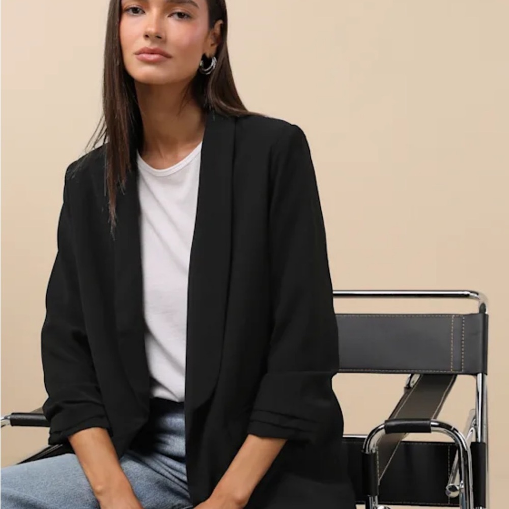 Lulu’s Women's Black Classy Career Blazer